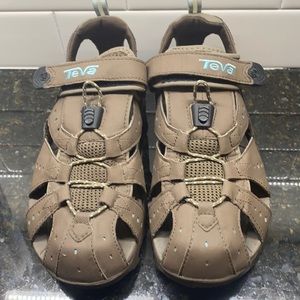 Teva sandal brown size 7 Leather